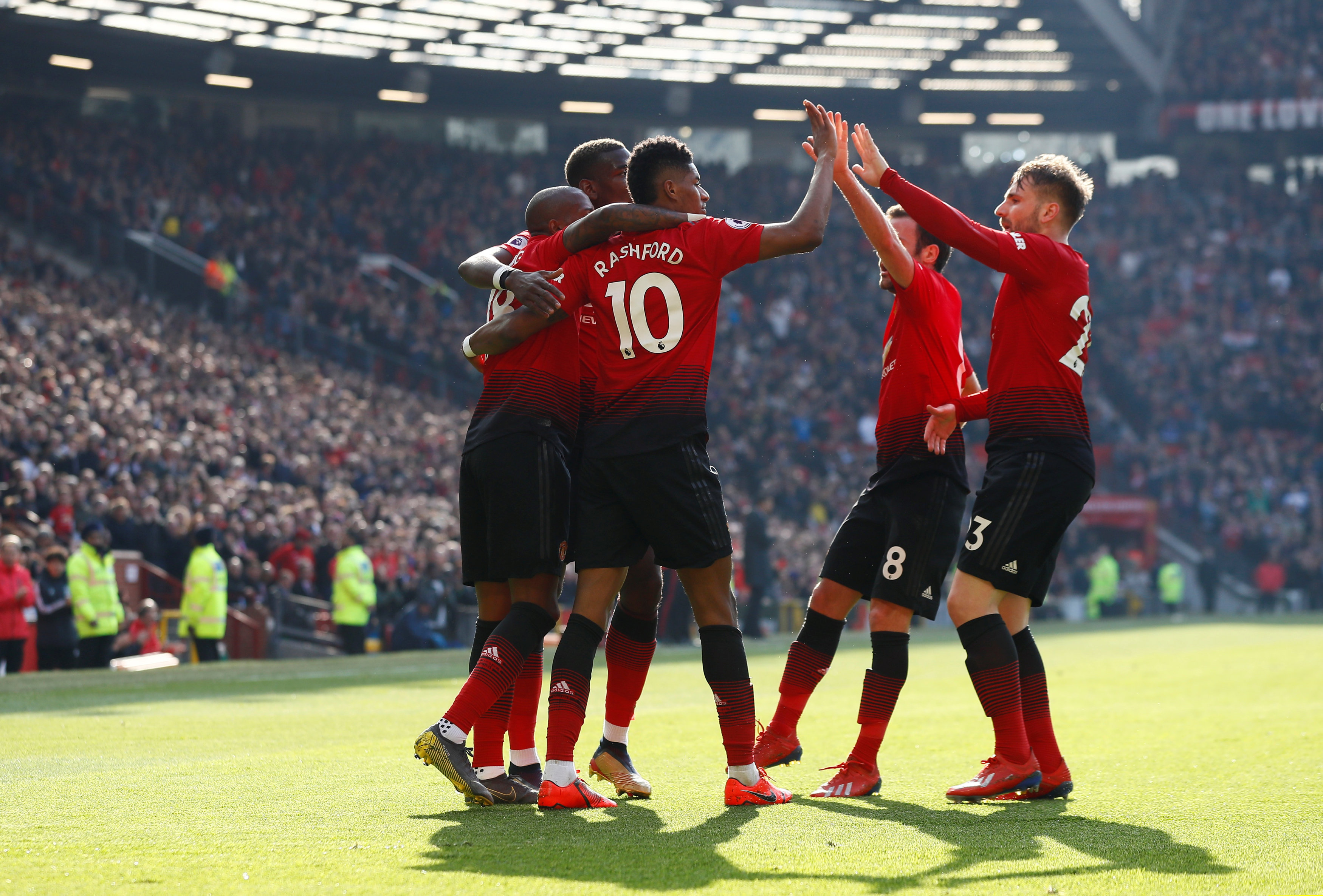 承办四场世 承办四场世