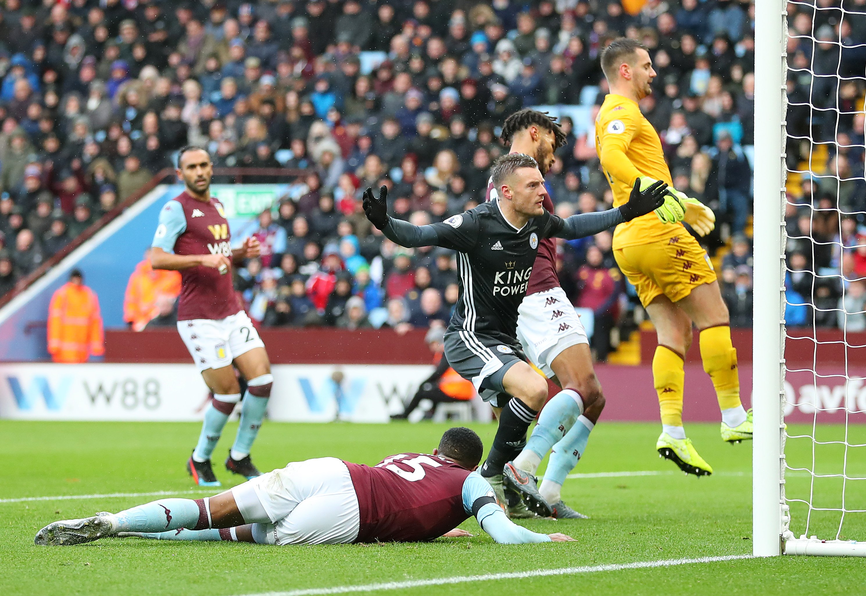 萨卡在阿尔 萨卡在阿尔